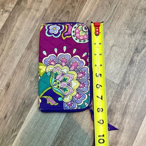 Vera Bradley floral paisley zip wallet - Picture 2 of 5